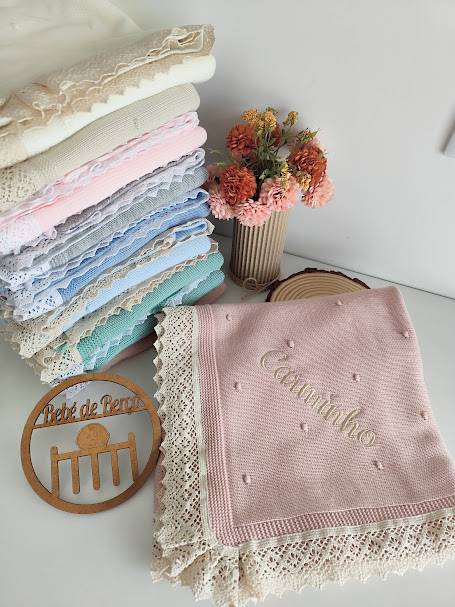 Manta de Malha Com Renda- Várias Cores