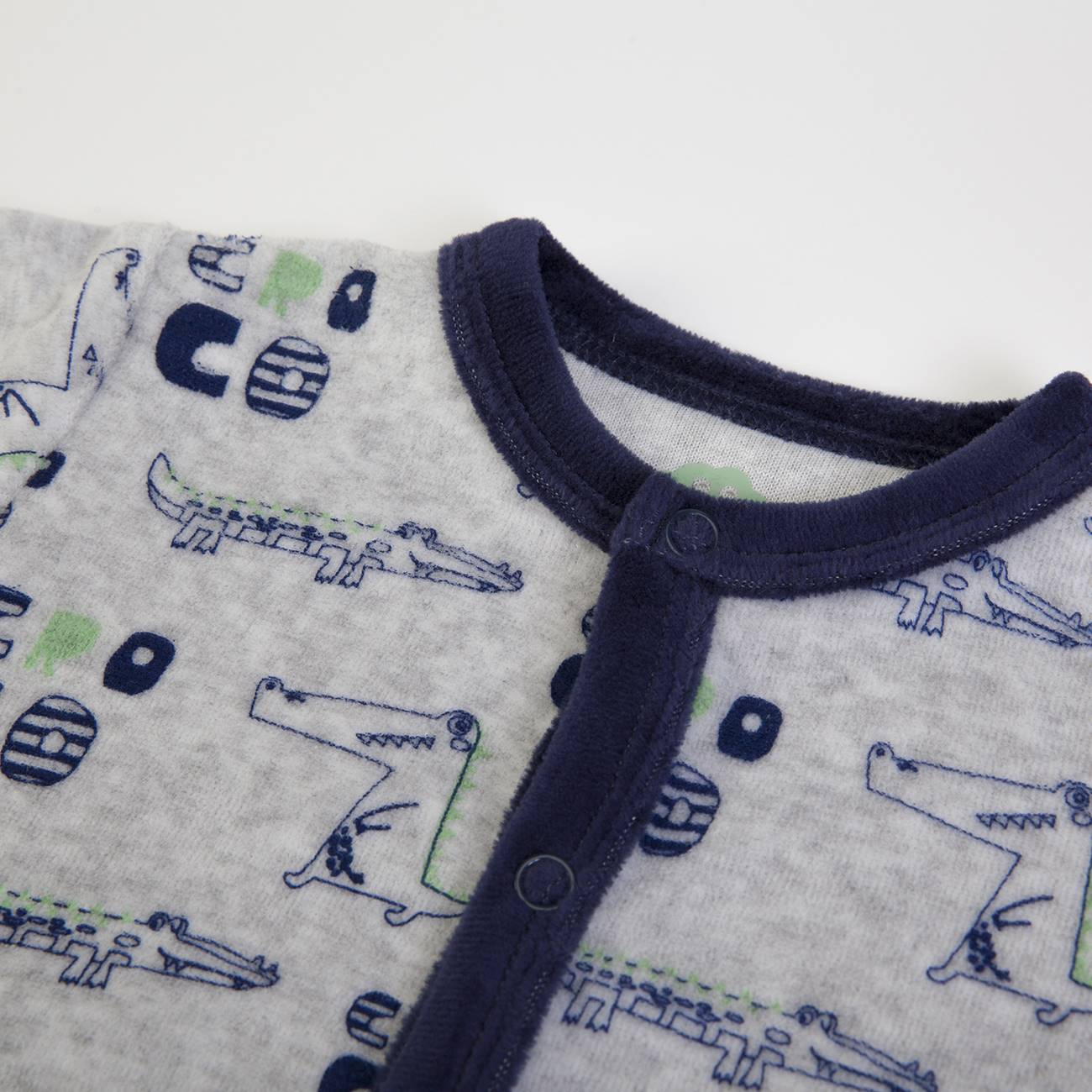 Babygrow em veludo Crocodilo