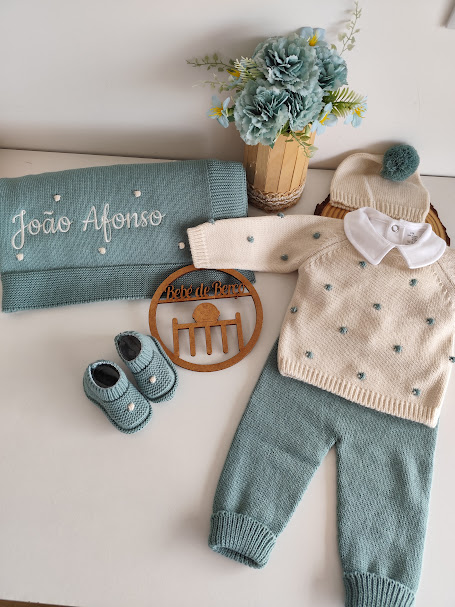 Manta Malha Bolinhas Pérola - Edição limitada