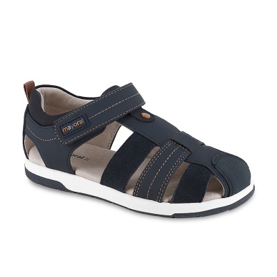 Sandálias clássicas