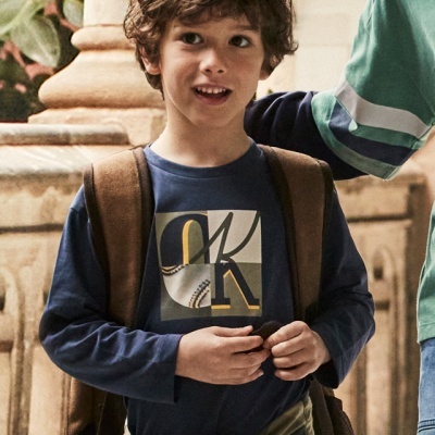 Camiseta m/comp. semibásica