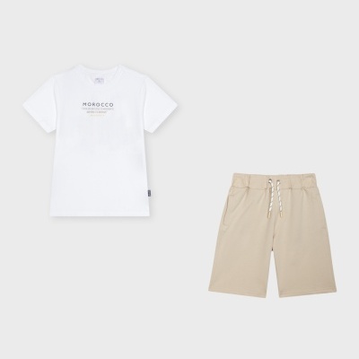 Conjunto Tshirt branca/Calção bege