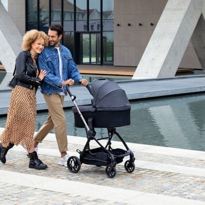 Passeio e cadeiras auto