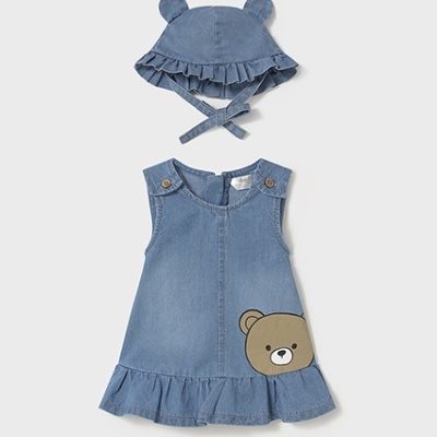 Vestido e chapéu denim