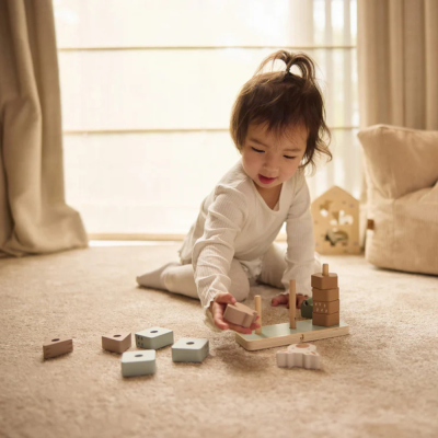 Torre de encaixe em madeira — Animais da selva (3 pcs)