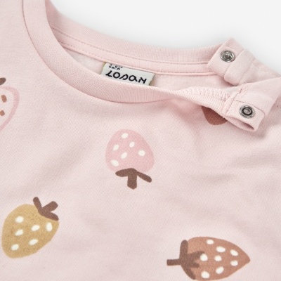 Camisola rosa c/ morangos