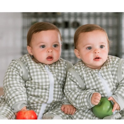 SACO DE DORMIR COM PÉS - MINT TEA - TOG 2.5 - COM MEIAS E MANGAS