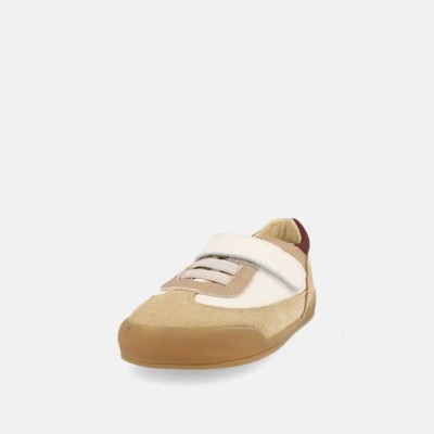 Ténis infantil bege e branco com fecho de vela