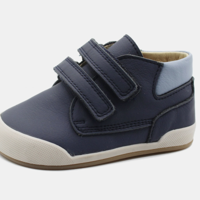 Sapato infantil em pele azul com fecho de velcro duplo