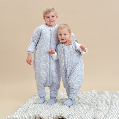 SACO DE DORMIR COM PÉS - WOODLAND - TOG 2.5 - COM MEIAS E MANGAS