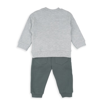 Conjunto infantil com camisola cinzenta e calças escuras