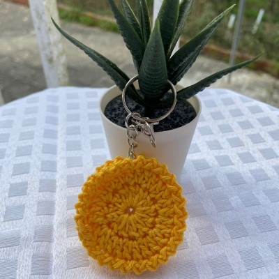 Porta-chave&#x20;&quot;Oreo&quot;&#x20;em&#x20;croch&#x00EA;