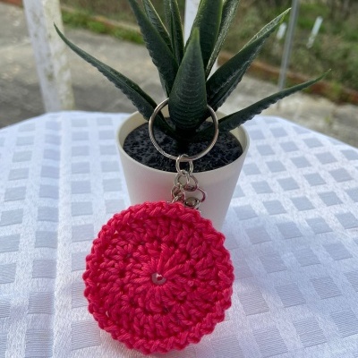 Porta-chave&#x20;&quot;Oreo&quot;&#x20;em&#x20;croch&#x00EA;