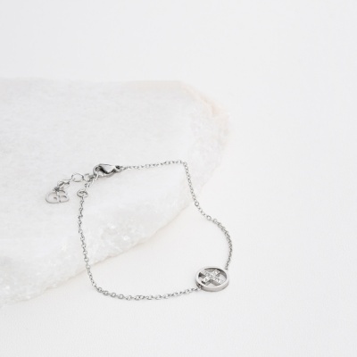 Conjunto&#x20;Colar,&#x20;Pulseira&#x20;e&#x20;Brincos&#x20;-&#x20;Cruz&#x20;com&#x20;brilhantes