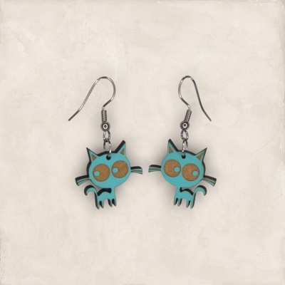 Brincos de gato azul com olhos castanhos e ganchos prateados