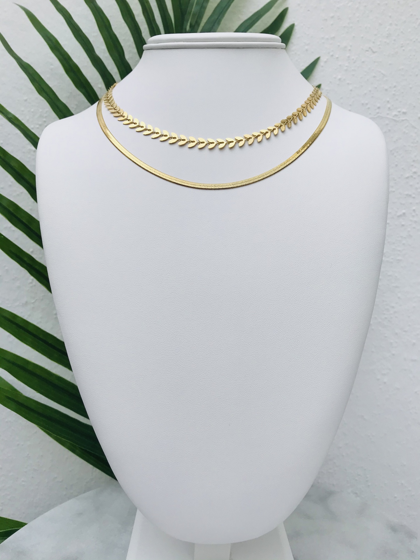 Colar&#x20;Duplo&#x20;em&#x20;A&#x00E7;o&#x20;Dourado