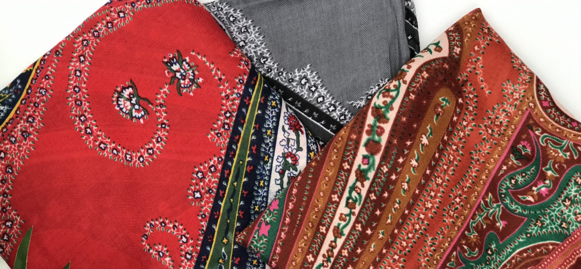 Len&#x00E7;o&#x20;Estampado