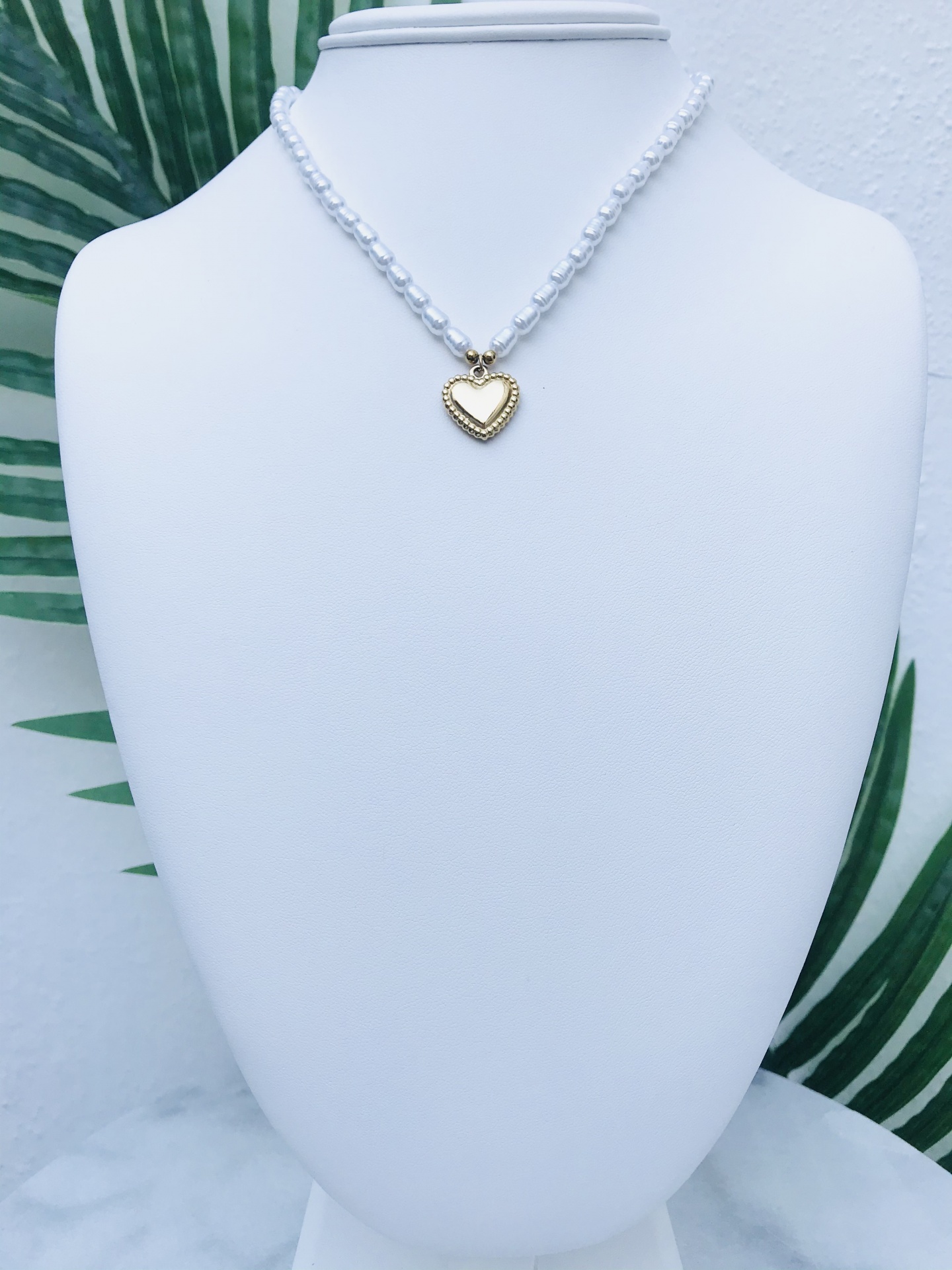 Choker com Pérolas de Água Doce e Coração em Aço Inoxidável - Meu Amor