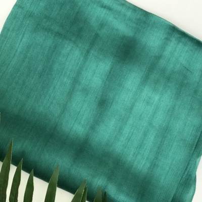 Len&#x00E7;o&#x20;com&#x20;Lurex&#x20;Dourado