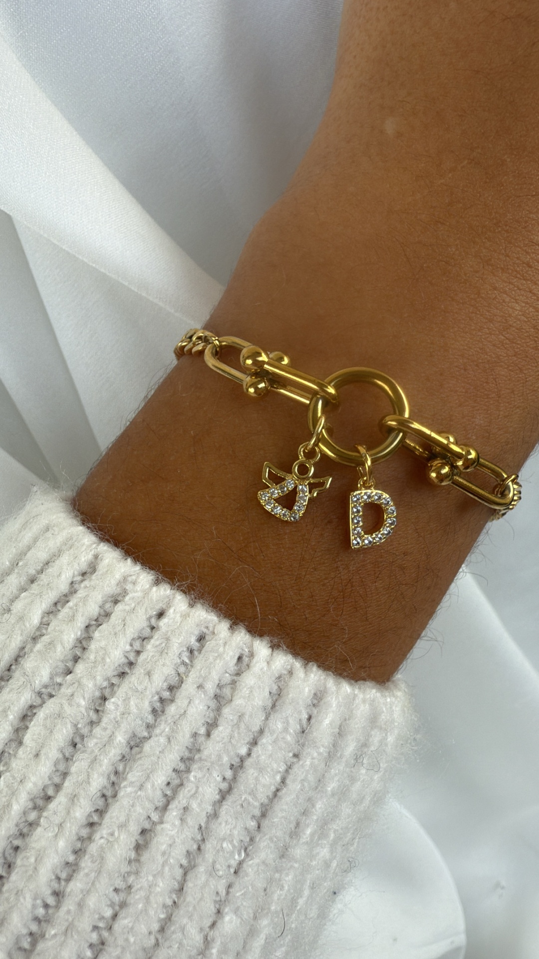 Pulseira&#x20;anjo&#x2F;&#x20;cora&#x00E7;&#x00E3;o&#x20;e&#x20;letra