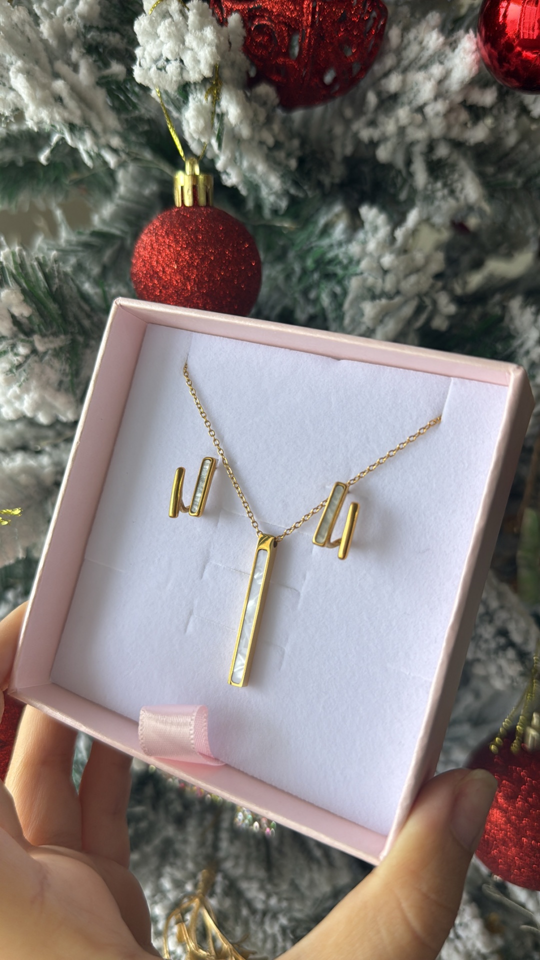 Conjunto&#x20;madrep&#x00E9;rola