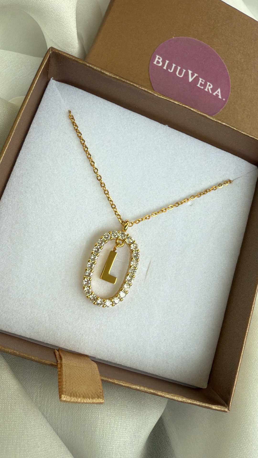 Colar brilho com letra