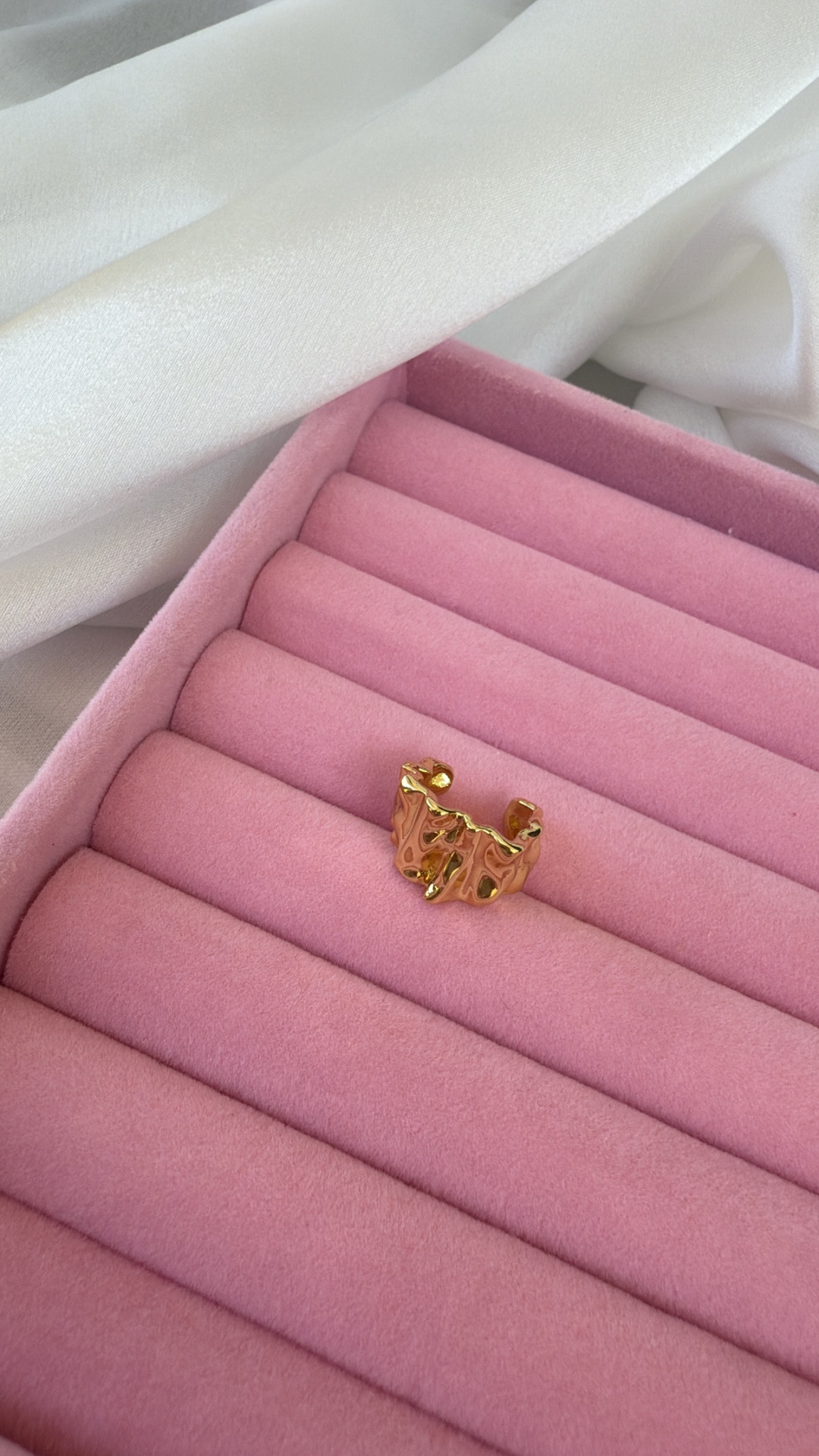 Earcuff&#x20;trabalhada