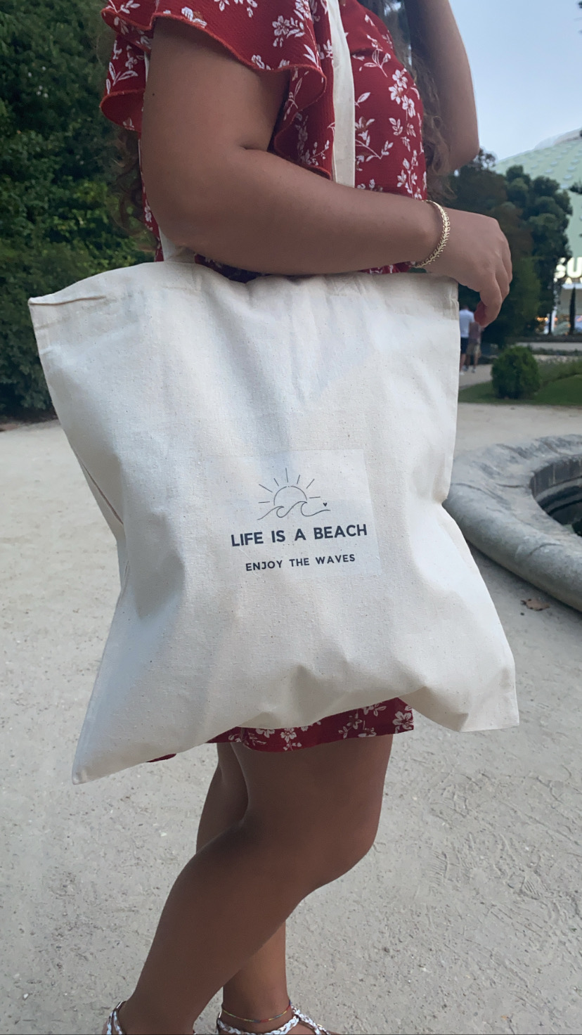 Tote bag Life is a beach