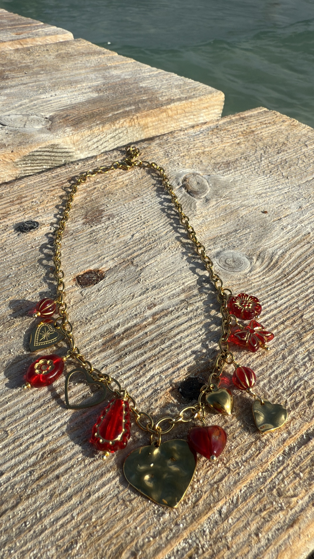 Colar heart bordeuax