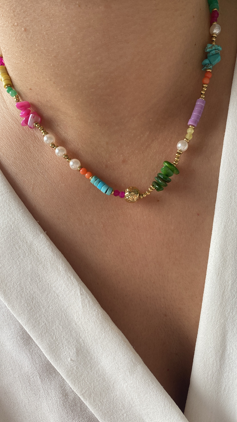 Colar multicolorido
