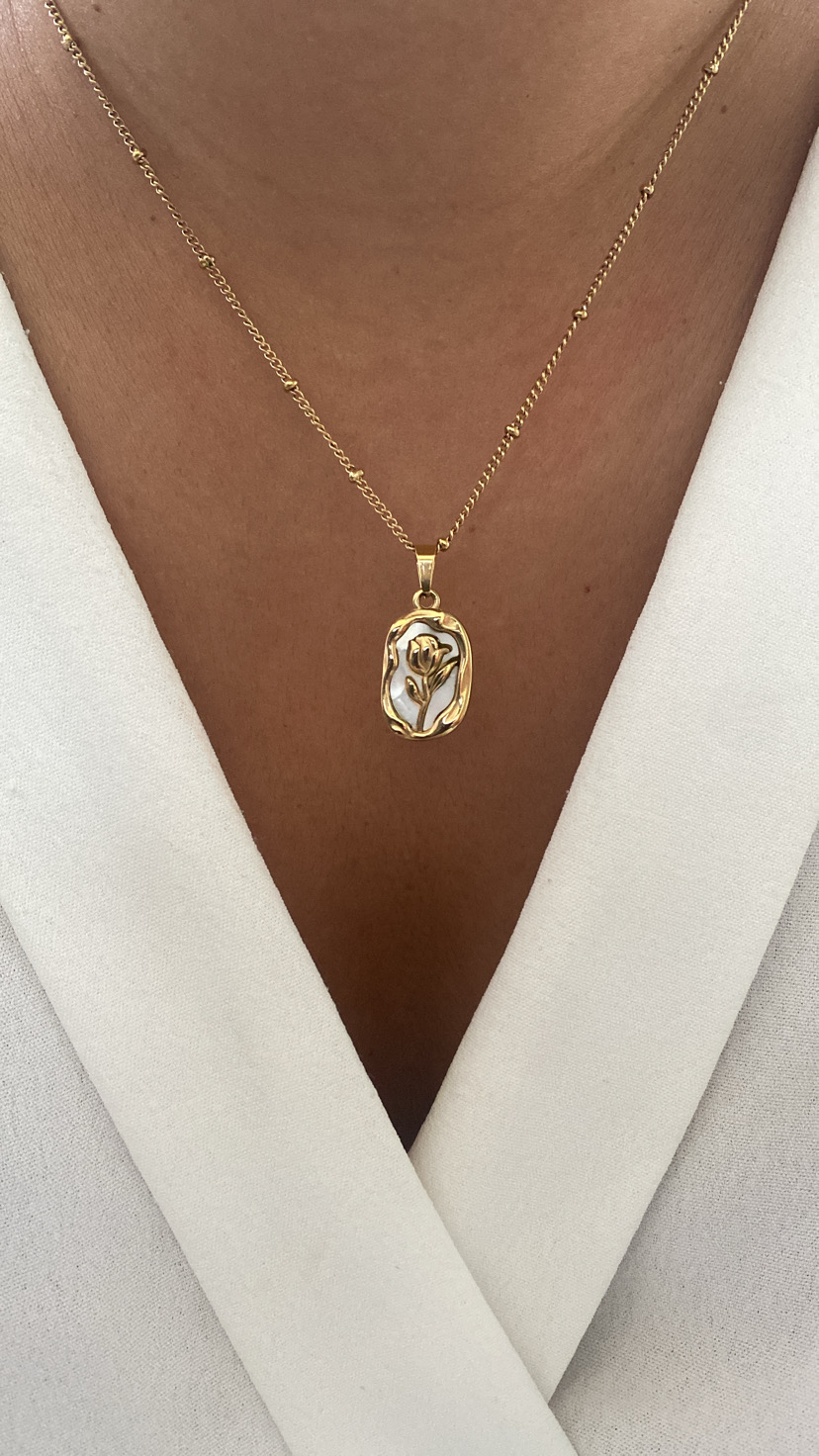 Colar rose madrepérola