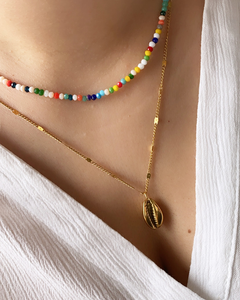 Conjunto&#x20;colar&#x20;colorido&#x20;e&#x20;colar&#x20;b&#x00FA;zio