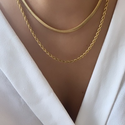 Colar malha espalmada