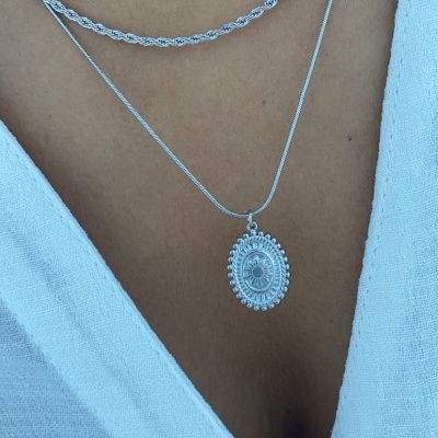 Colar&#x20;duplo&#x20;octavia