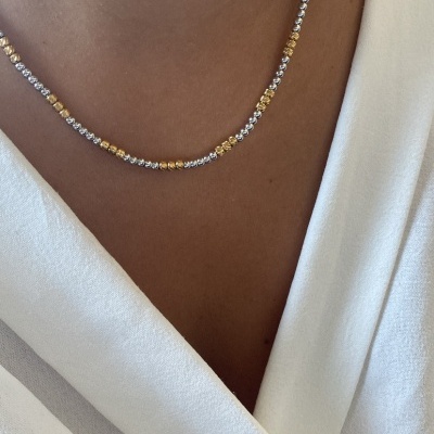 Colar gold and silver