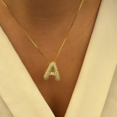 Colar&#x20;inicial&#x20;brilhantes