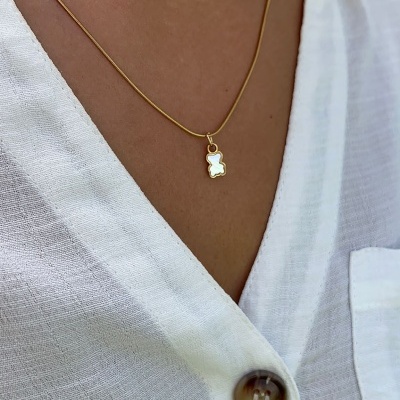 Colar&#x20;madrep&#x00E9;rola