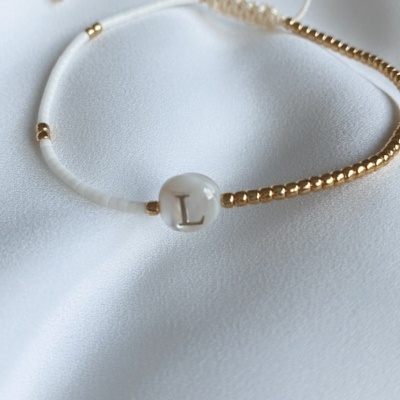 Pulseira com letra