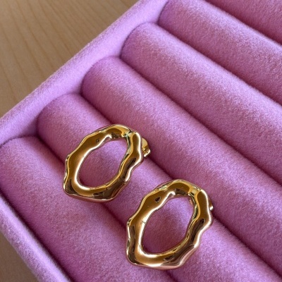 Brincos&#x20;Classic&#x20;chic