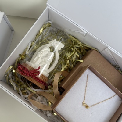 Box&#x20;Natal&#x20;com&#x20;c&#x00FA;pula&#x20;e&#x20;colar