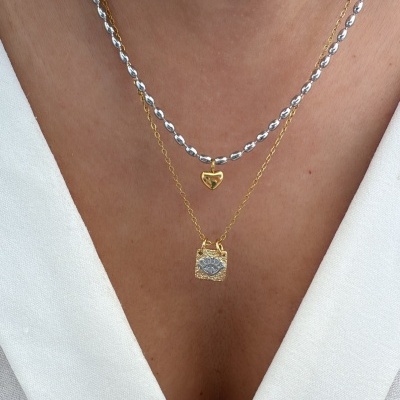 Colar estilo escapulário  olho