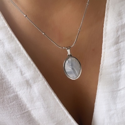 Colar&#x20;madrep&#x00E9;rola