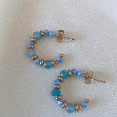 Argolas pedrinhas coloridas