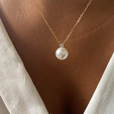 Colar com brilhante e pérola