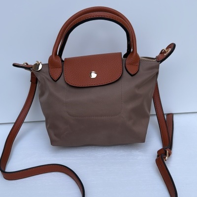 Bag&#x20;m&#x00E9;dia&#x20;cor&#x20;coffe