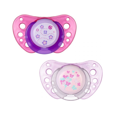 Dois chupetas coloridas da marca Chicco com desenhos florais e de borboletas.
