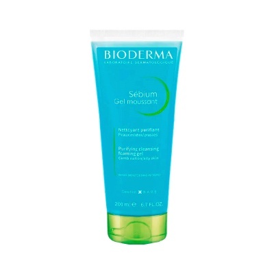 Gel facial espumante Bioderma Sébium azul turquesa com tampa verde