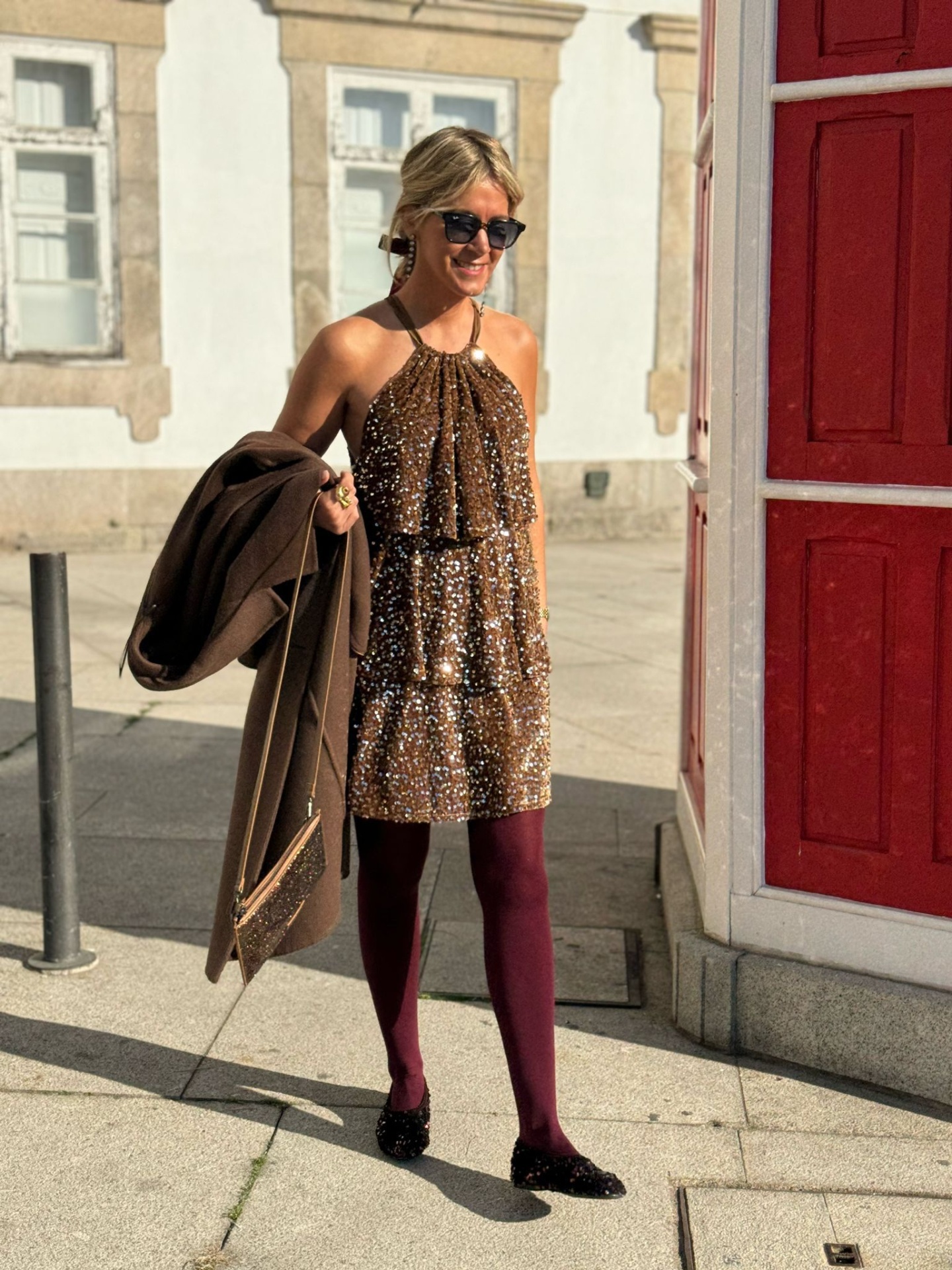 Vestido&#x20;veludo&#x20;lantejoulas&#x20;camel