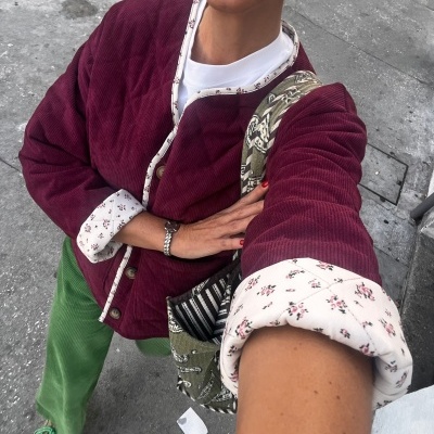 Casaco&#x20;bombazina&#x20;&quot;Passeio&#x20;na&#x20;Pra&#x00E7;a&quot;