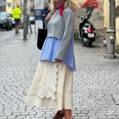 Sweatshirt&#x20;cinza&#x20;com&#x20;camisa